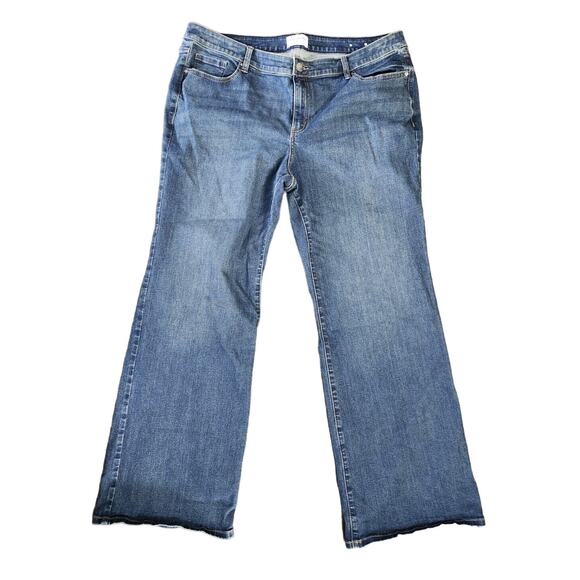 Lane Bryant Mid Rise Bootcut Jeans Plus Size 22 Medium Wash Stretch - Picture 1 of 7
